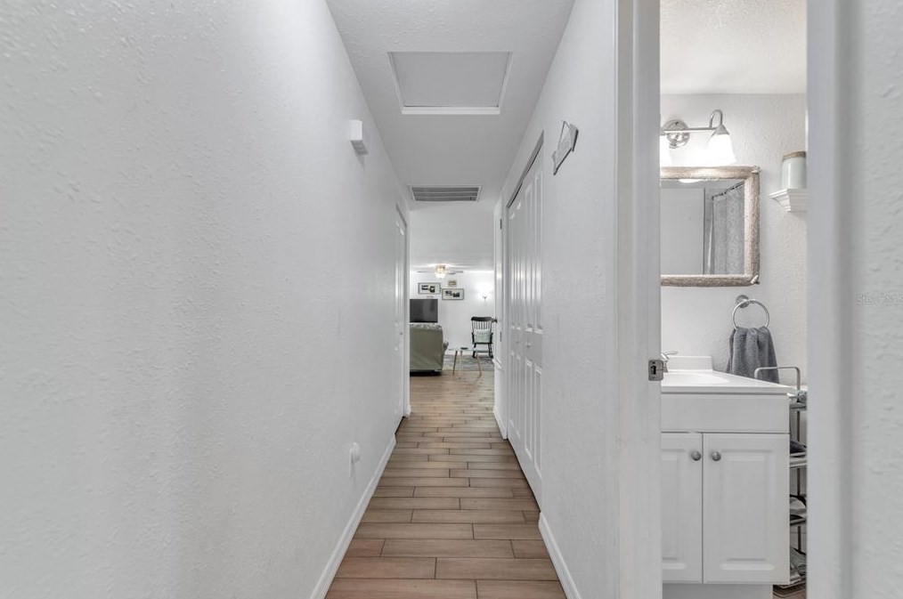 1309 Ironworks Ln, Tarpon Springs FL  34689-2937 exterior