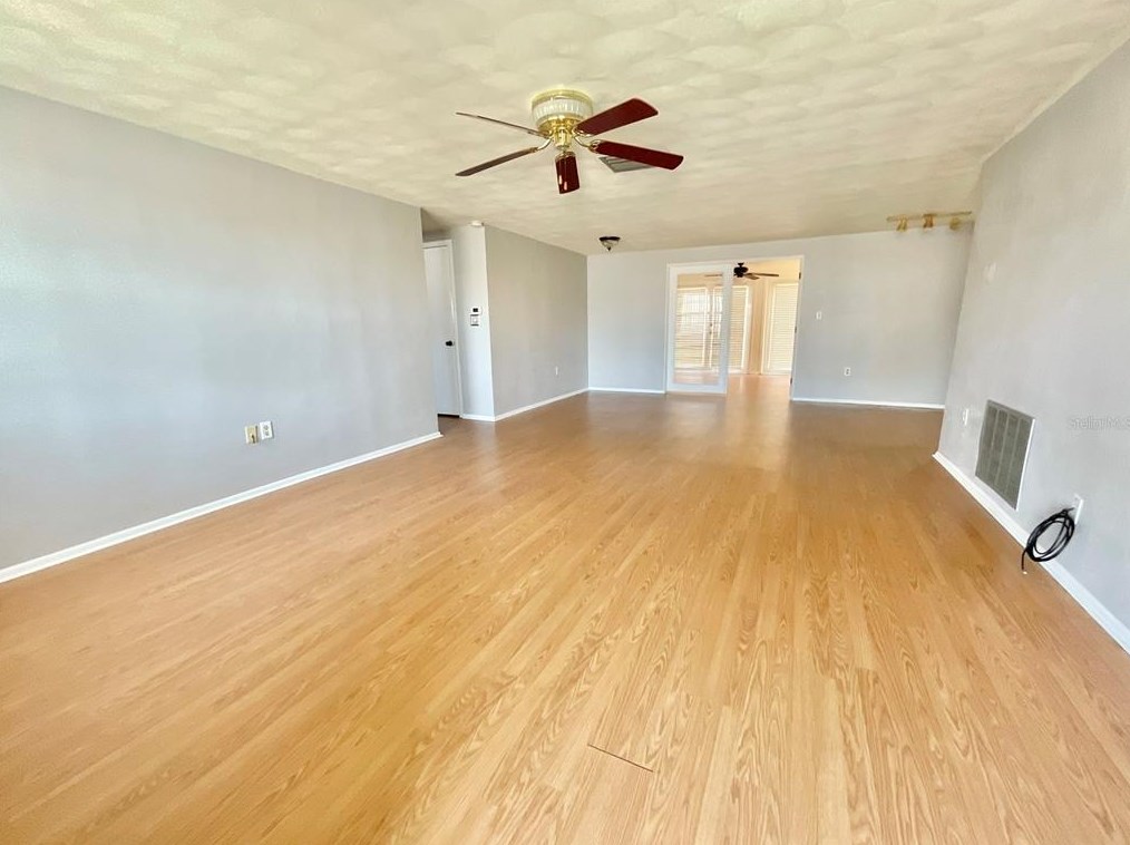 7304 Mayfield Dr, Port Richey, FL 34668