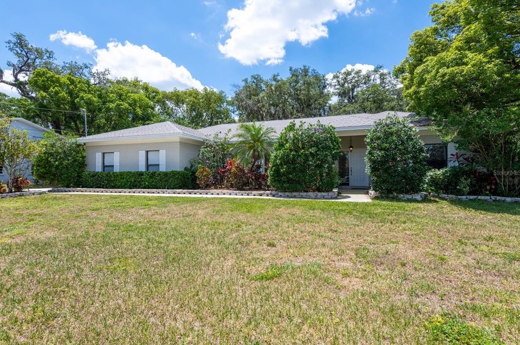 709 Westwood Ln, Brandon, FL 33511-5821