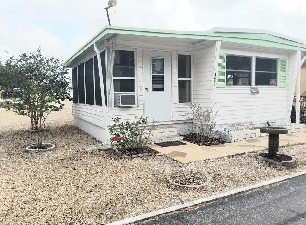 3620 Kauna Point Dr, Tarpon Springs, FL 34691