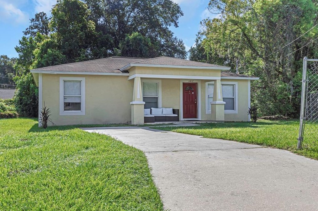 14652 Douglas Dr, Dade City, FL 33523