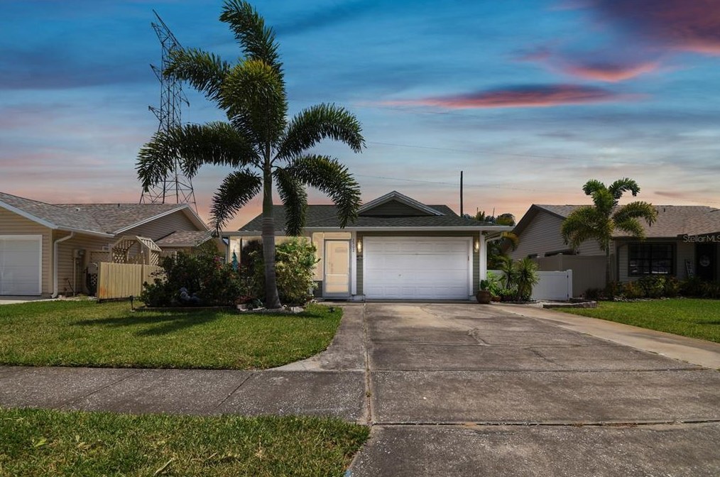 2902 Whispering Dr S, Largo, FL 33771