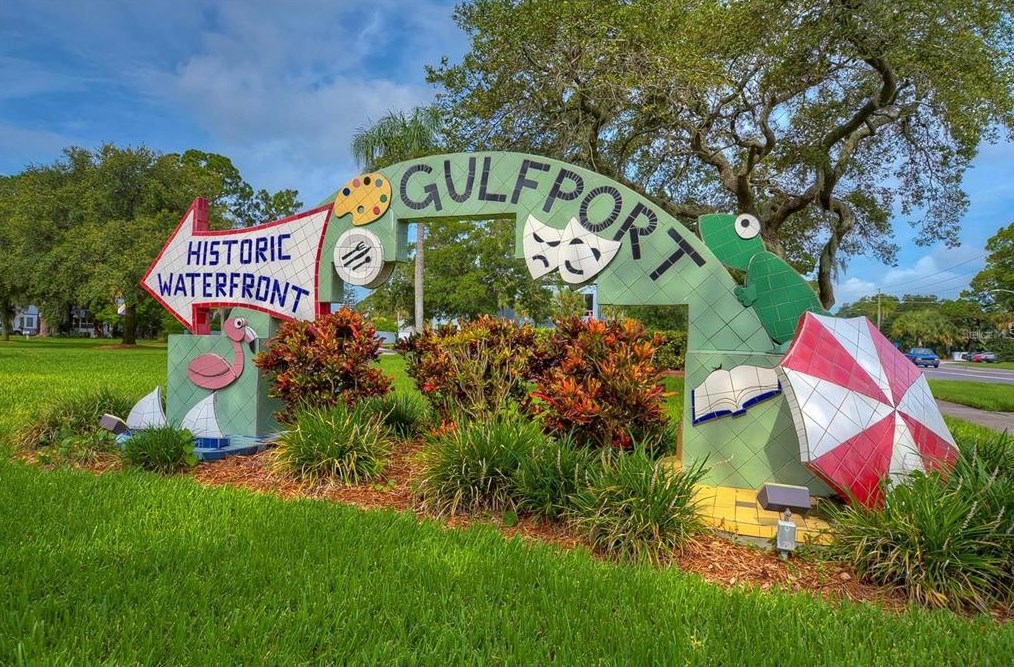 3113 57, Saint Petersburg FL  33710-2531 exterior