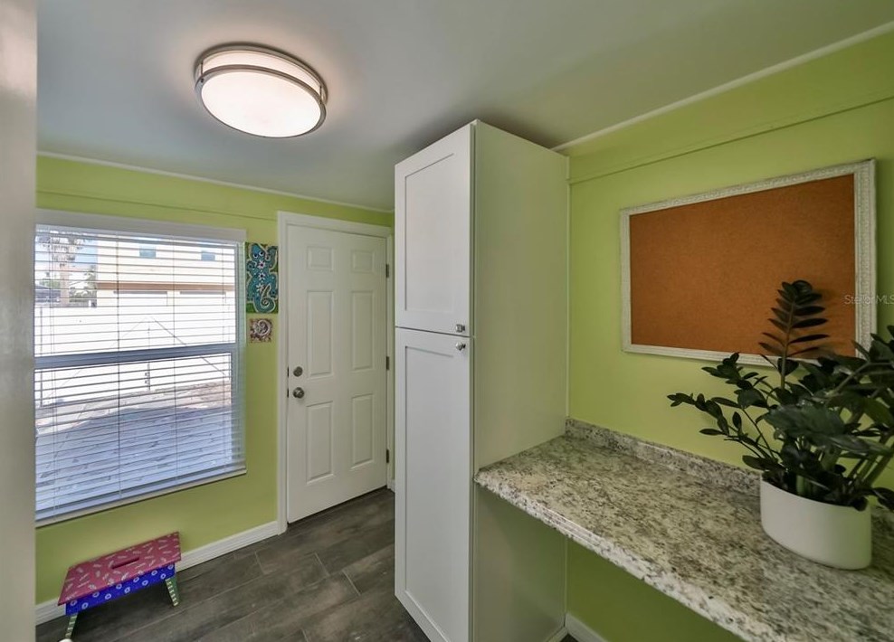 3113 57, Saint Petersburg FL  33710-2531 exterior