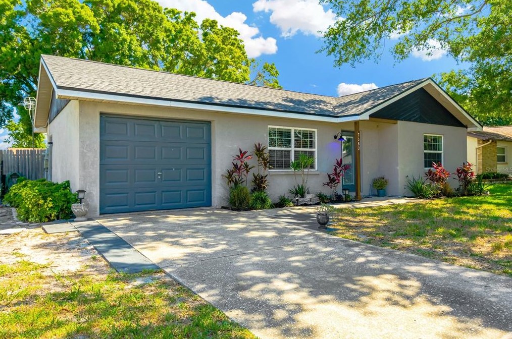 7563 119th Ave, Largo, FL 33773-3144