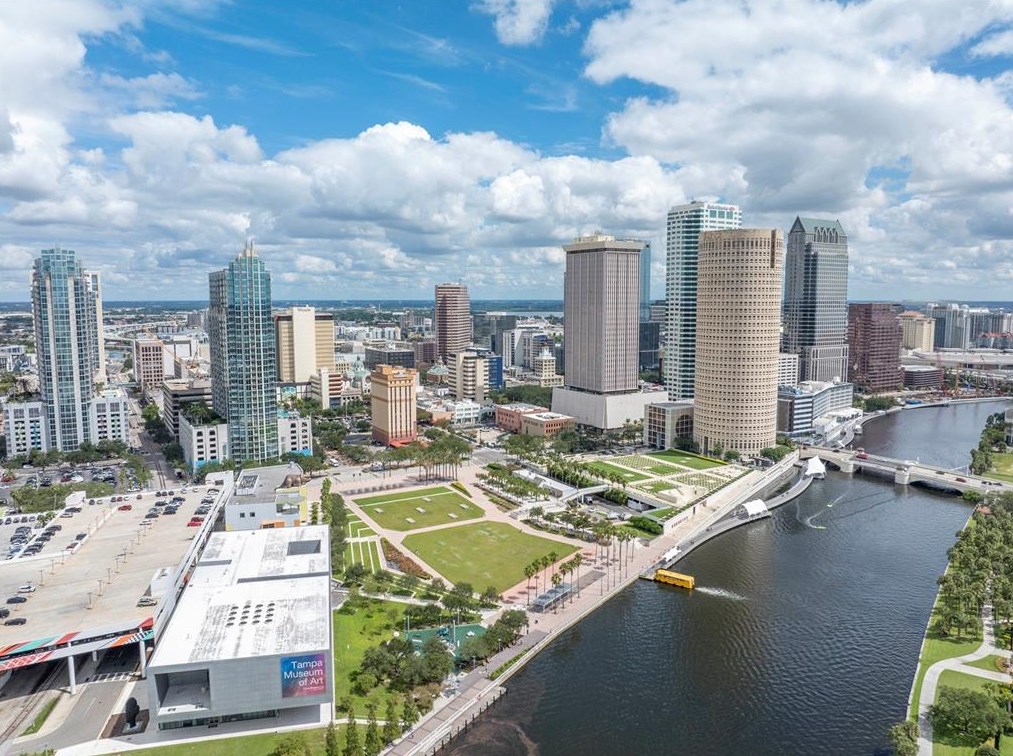 777 Ashley Dr, Tampa FL  33602-4356 exterior