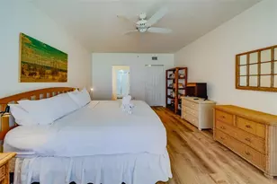 16550 Gulf Blvd, North Redington Beach, FL 33708 - Photo 22