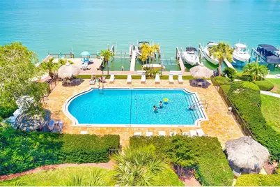 736 Island Way #404, Clearwater Beach, FL 33767 - Photo 2