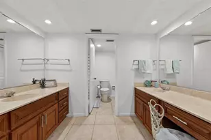 736 Island Way, Clearwater Beach, FL 33767 - Photo 18