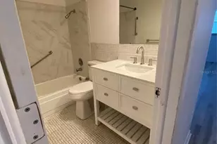 911 Washington Ave, Largo, FL 33770 - Photo 8