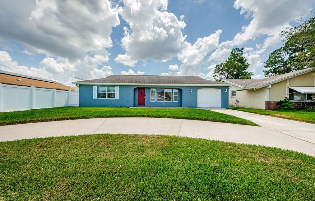 3904 Ming Tree Dr, New Port Richey, FL 34652-5741