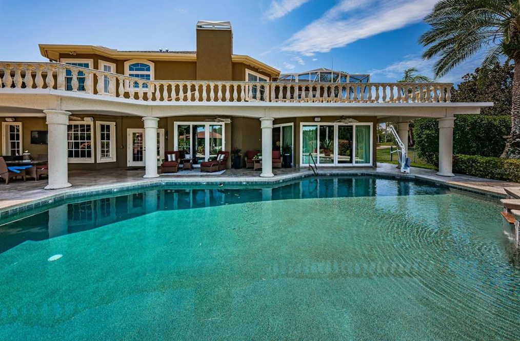 1303 Jasmine Ave, Tarpon Springs FL  34689-5230 exterior