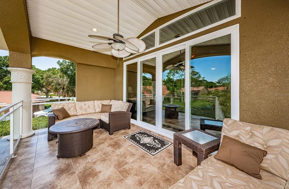 1303 Jasmine Ave, Tarpon Springs FL  34689-5230 exterior