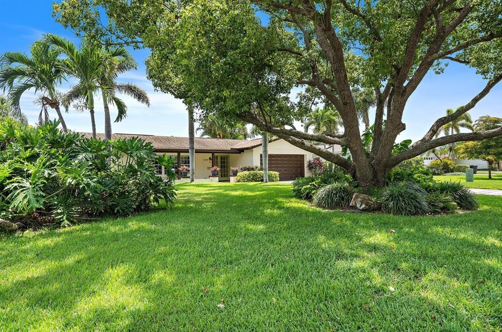 1468 54th Ave Ne, Saint Petersburg, FL 33703