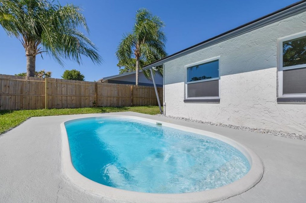 1328 Winding Brook Way, Dunedin, FL 34698-3850
