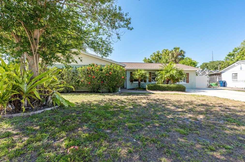 2313 Fern Cir, Tampa FL 33604-5726 exterior