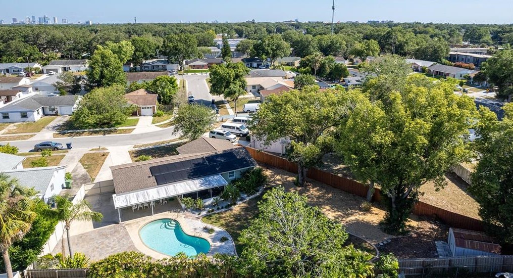 2313 Fern Cir, Tampa FL 33604-5726 exterior