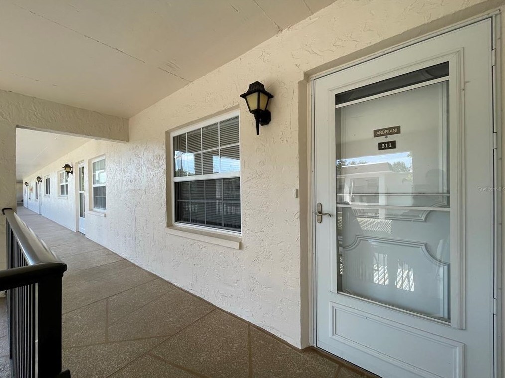 851 Maple Ct #311, Dunedin, FL 34698