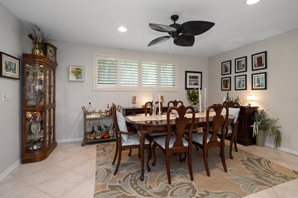 437 18 Ave, Belleair Beach FL  33785-2921 exterior