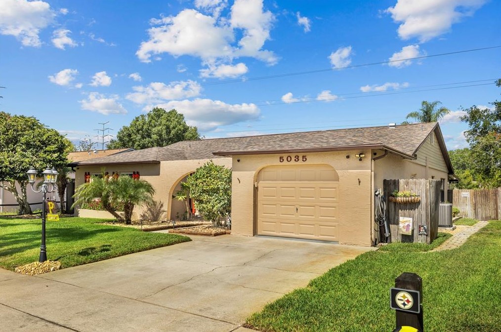 5035 Circus Ln, New Port Richey, FL 34653