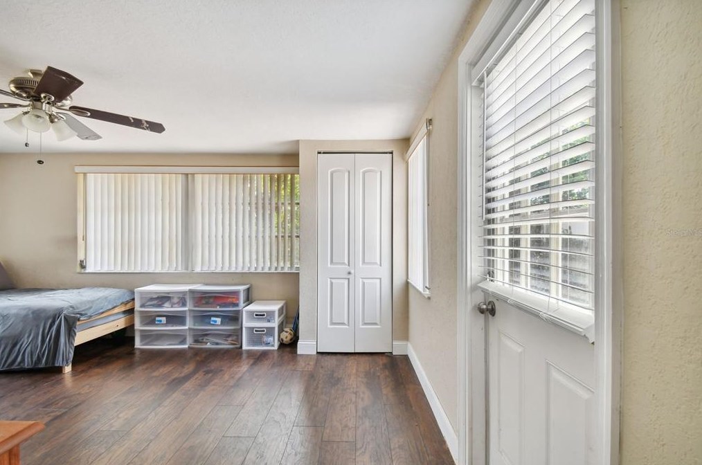 5130 Lofton Dr, New Port Richey FL  34652-6164 exterior