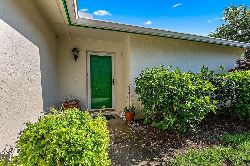 3204 40th Way, Saint Petersburg, FL 33711-3923