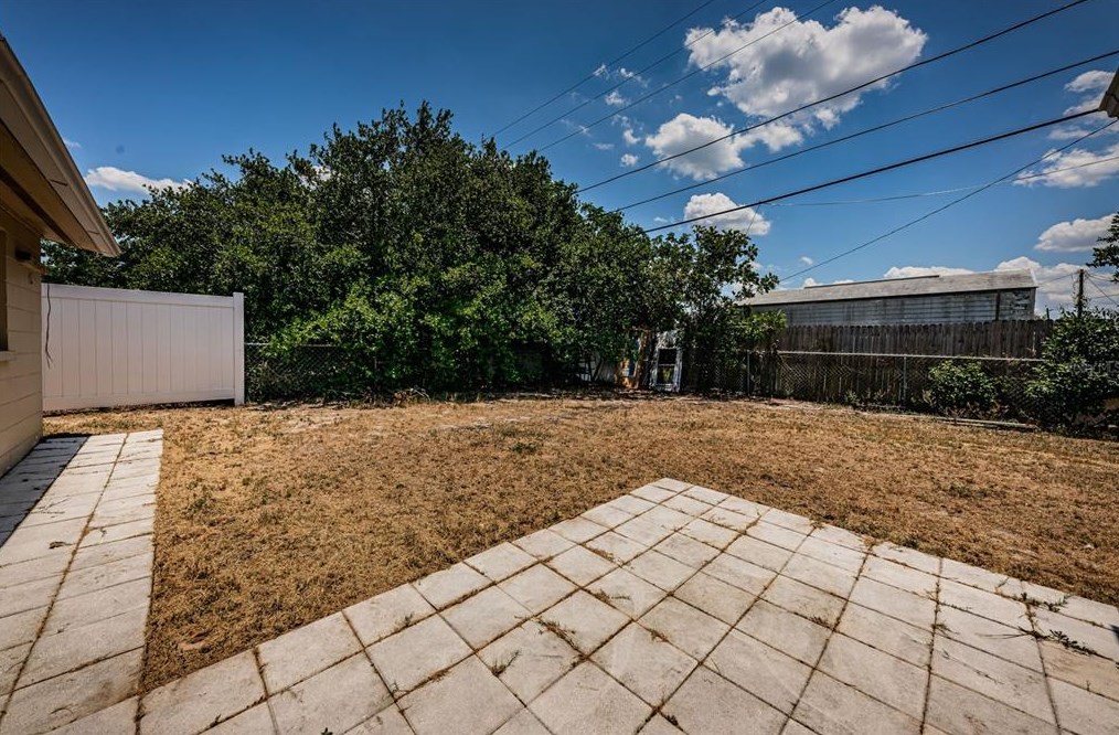 4846 Gaslight Ave, Tarpon Springs FL  exterior