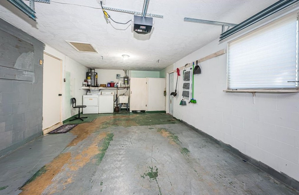 4846 Gaslight Ave, Tarpon Springs FL  exterior