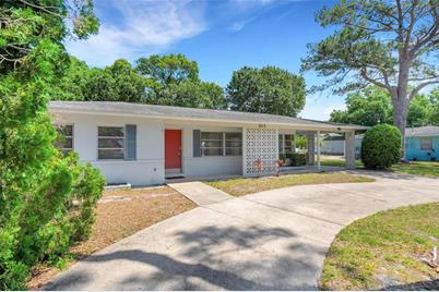 303 Shore Drive W, Oldsmar, FL 34677 - Photo 1