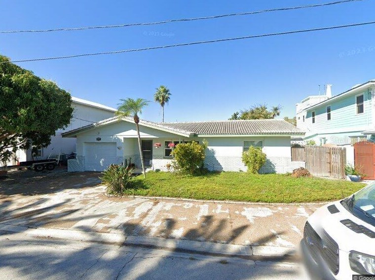 360 145th Ave, Saint Petersburg, FL 33708-2116