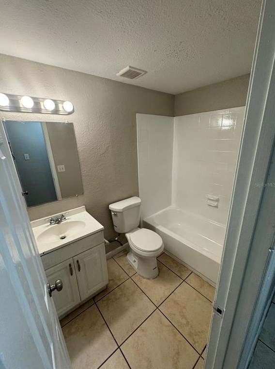 9814 11 St, Tampa FL 33612-5843 exterior