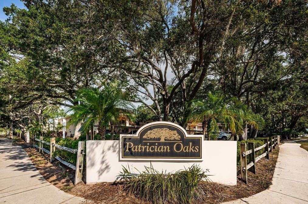 820 Patricia Ave #208, Dunedin, FL 34698
