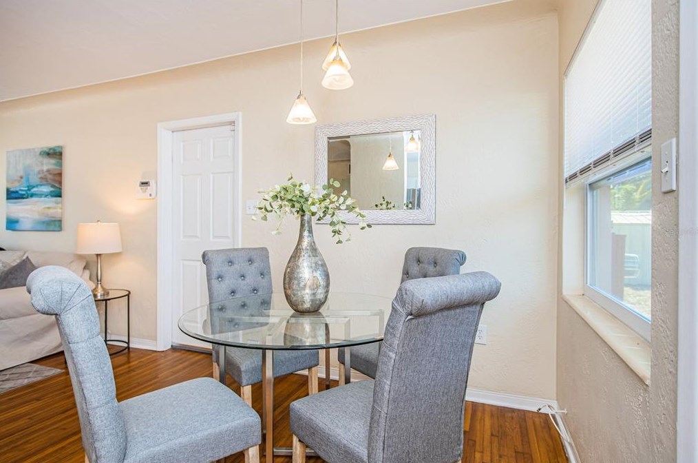 6650 31 Ter Ct, Saint Petersburg FL  exterior