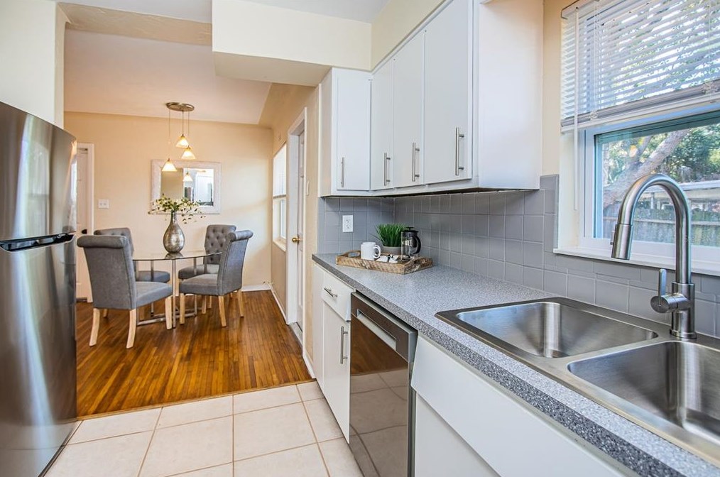 6650 31 Ter Ct, Saint Petersburg FL  exterior