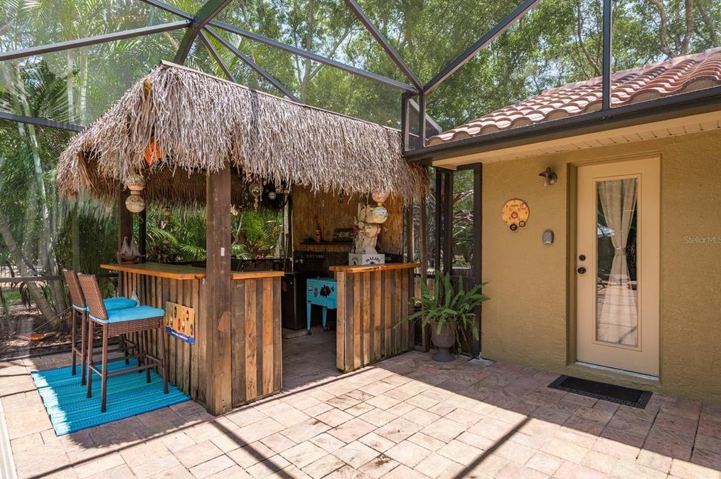 5099 Cross Pointe Dr, Oldsmar FL 34677-5214 exterior