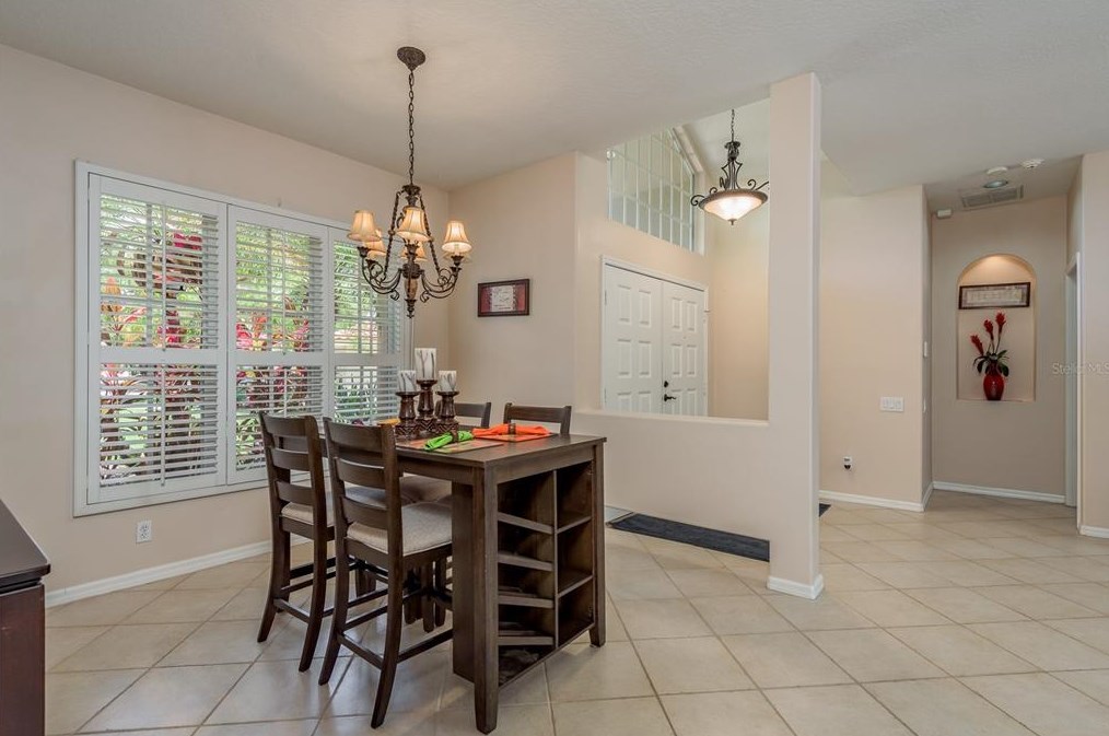 5099 Cross Pointe Dr, Oldsmar FL 34677-5214 exterior