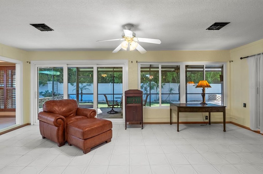 4602 Sandpointe Dr, New Port Richey FL  34655-1455 exterior