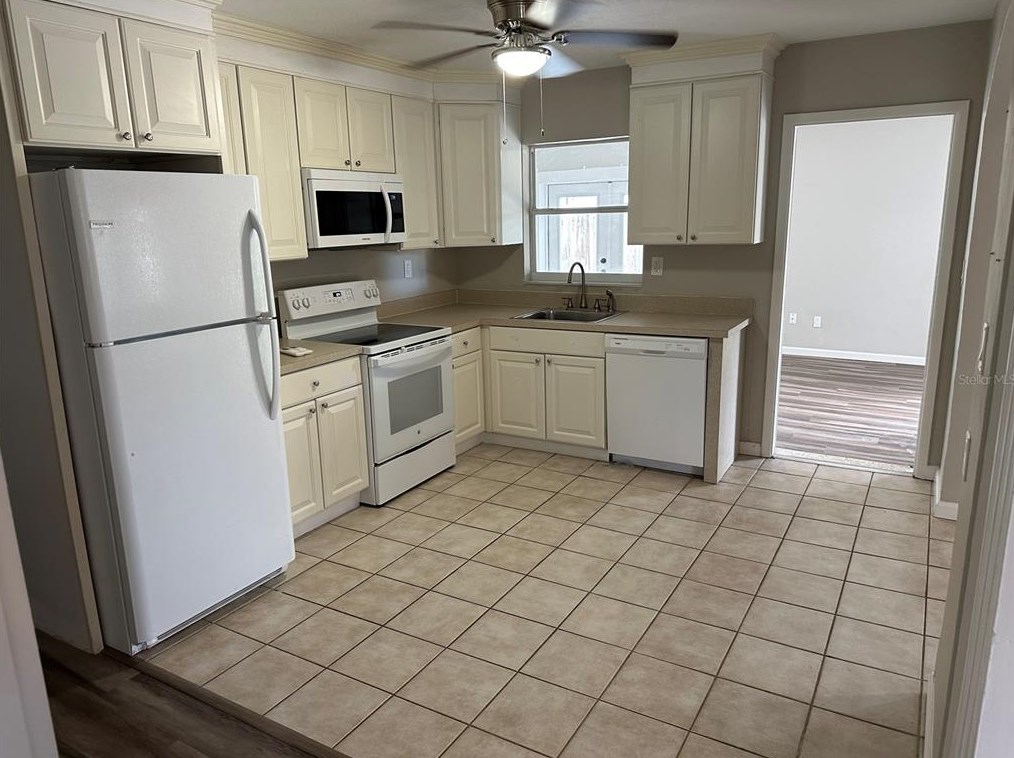 7551 17th St N, Saint Petersburg, FL 33702