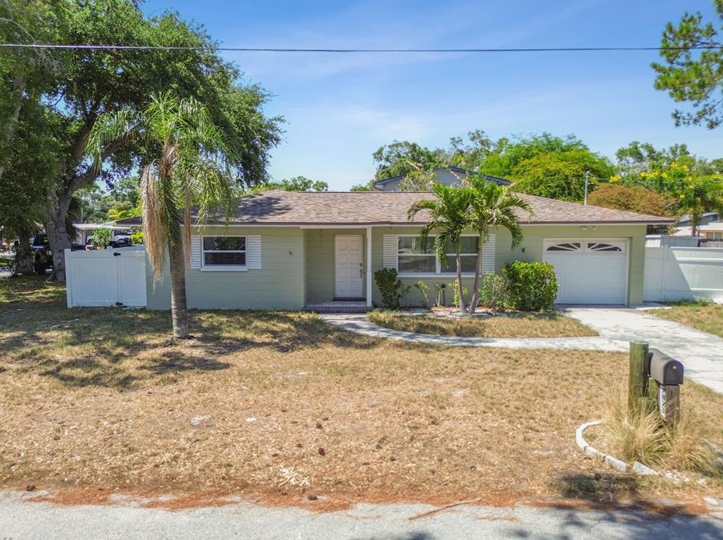 7823 42nd Ave N, Saint Petersburg, FL 33709