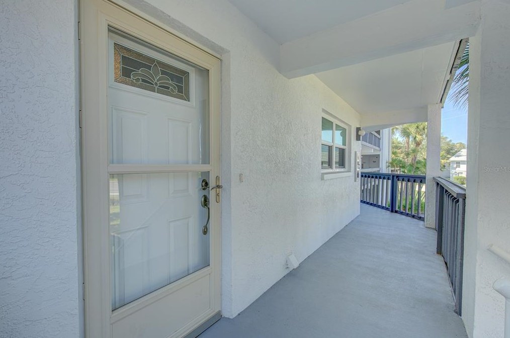 12055 3rd St, Saint Petersburg, FL 33706-4556
