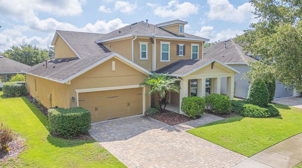 5007 Sagecrest Dr, Lithia, FL 33547