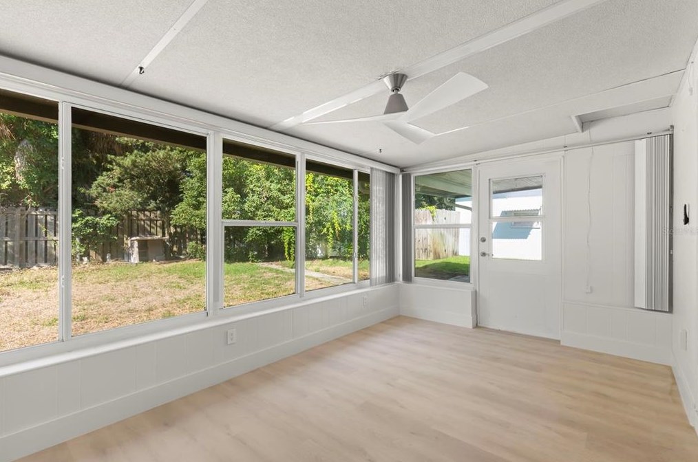 11500 70 Ter, Largo FL  33772-5811 exterior