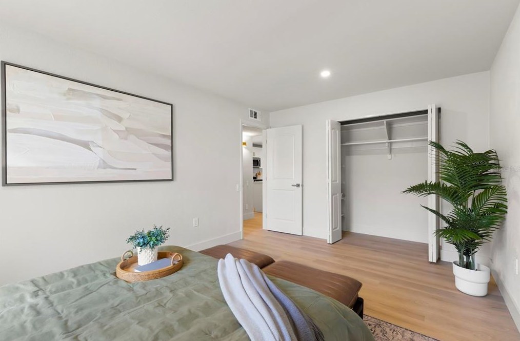 11500 70 Ter, Largo FL  33772-5811 exterior