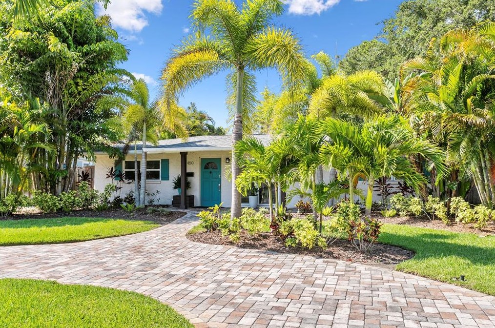 450 42nd Ave Ne, Saint Petersburg, FL 33703