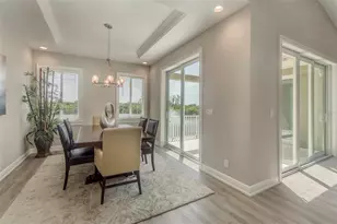 17B Franklin Ct S, Saint Petersburg, FL 33711 - Photo 8