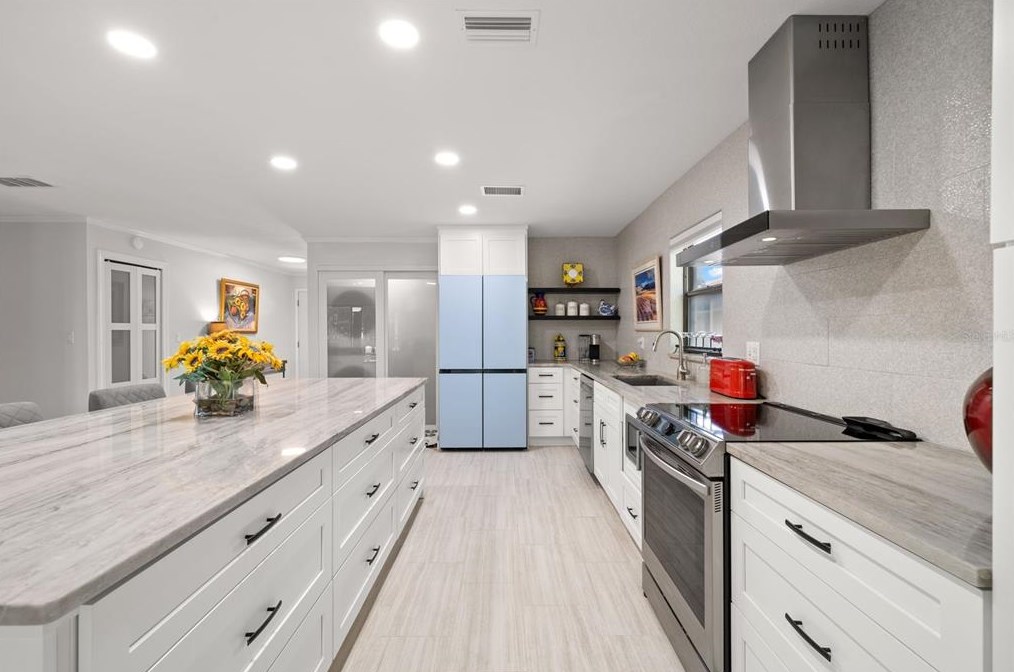 80 Tads Trl, Oldsmar FL 34677-2320 exterior