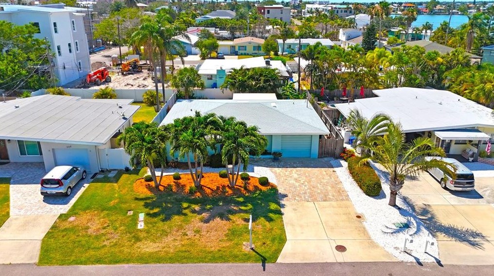 304 160th Ter, Saint Petersburg, FL 33708-1650