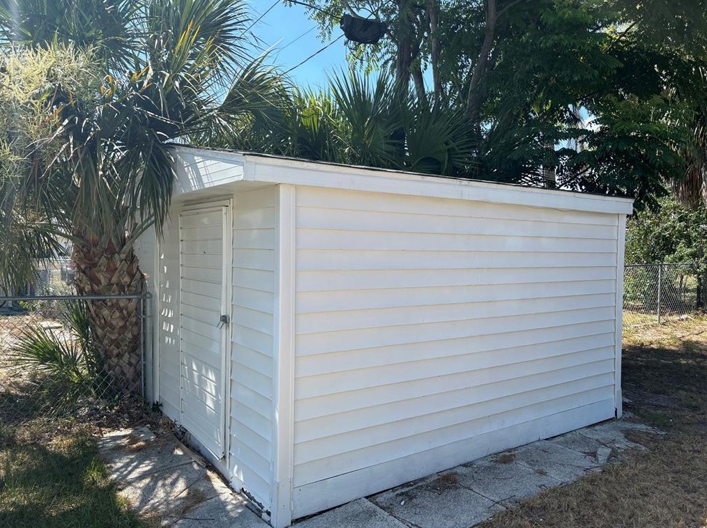 10411 Paula Ct, Port Richey FL  exterior