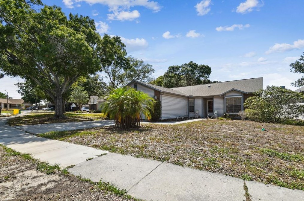 2775 Wesleyan Dr, Palm Harbor, FL 34684