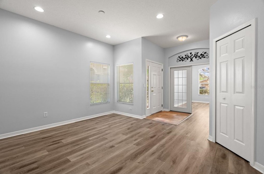 9332 Beaufort Ct, New Port Richey FL  34654-4422 exterior